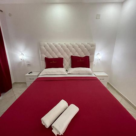 Queen Kodre Apartments Улцин Екстериор снимка