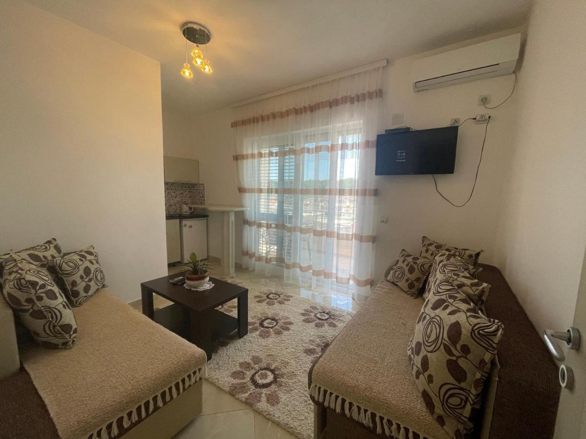 Queen Kodre Apartments Улцин Екстериор снимка