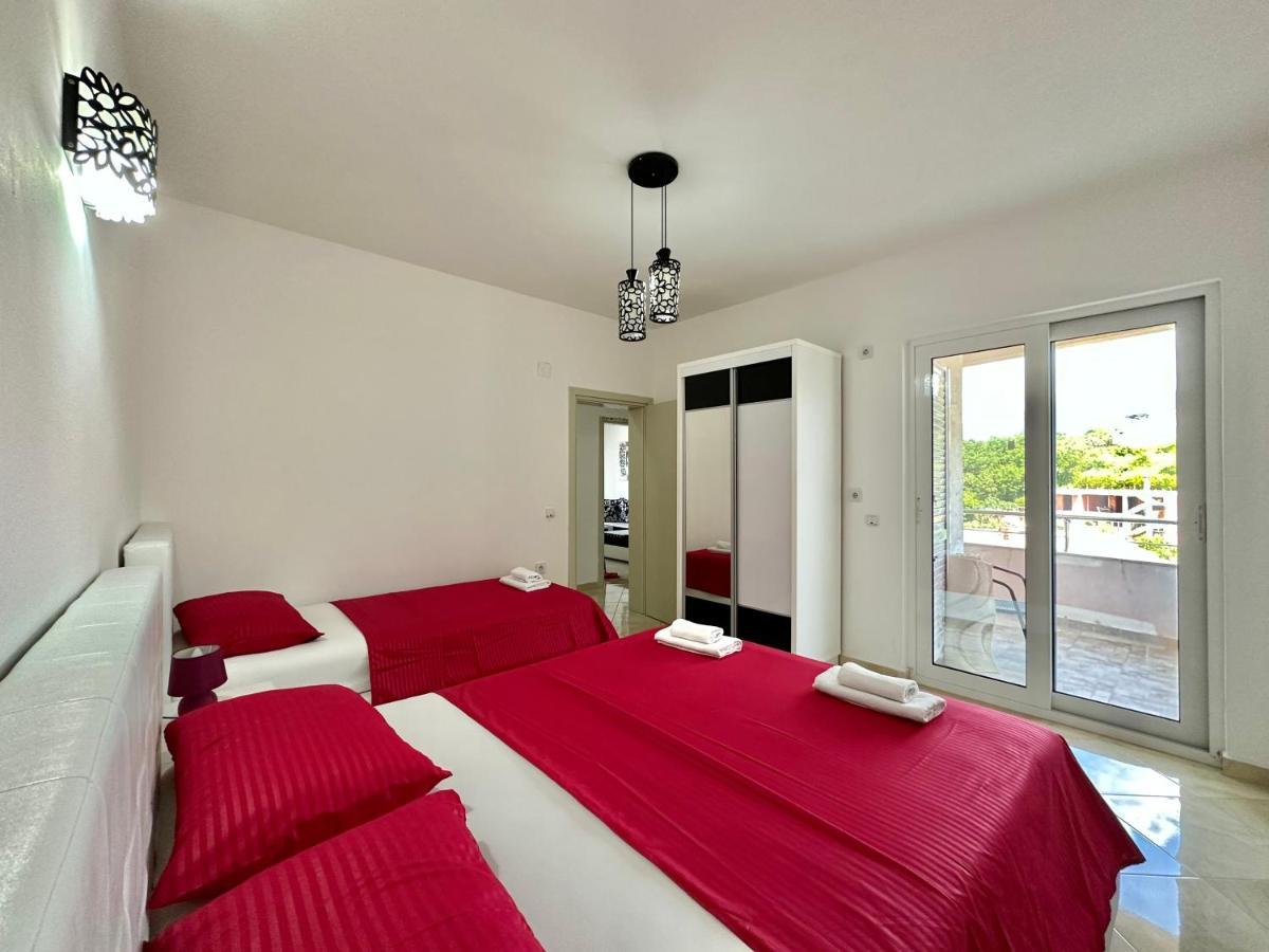 Queen Kodre Apartments Улцин Екстериор снимка