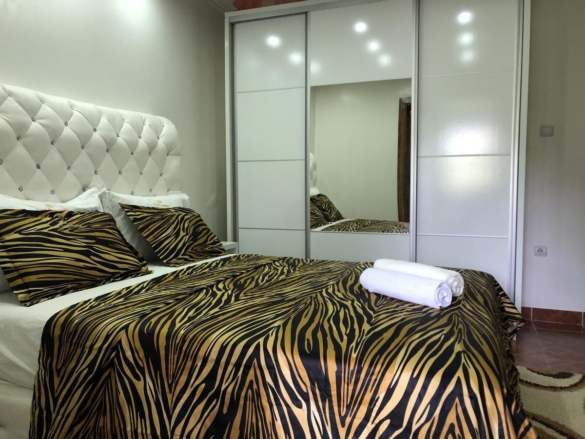 Queen Kodre Apartments Улцин Екстериор снимка